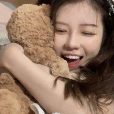 艾拉女士